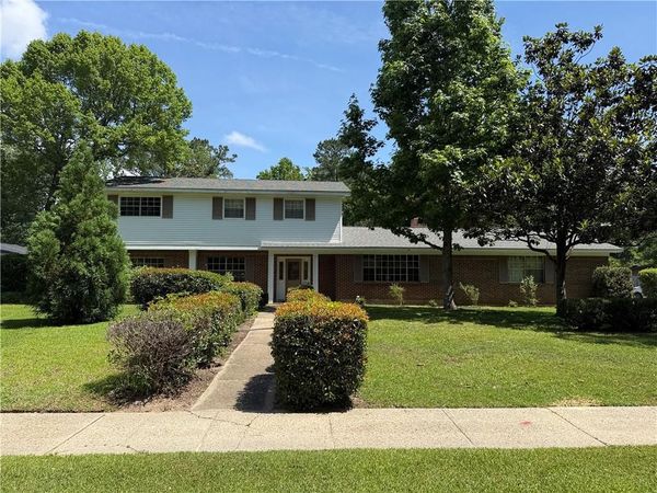 3512 Shadowwood Court , Mobile, AL 36693