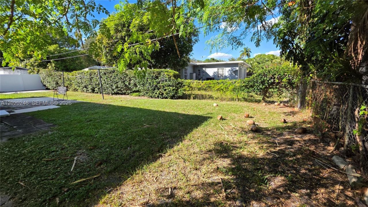 525 NE 132nd Ter , Unit 525 or 527, North Miami, FL 33161 Photo