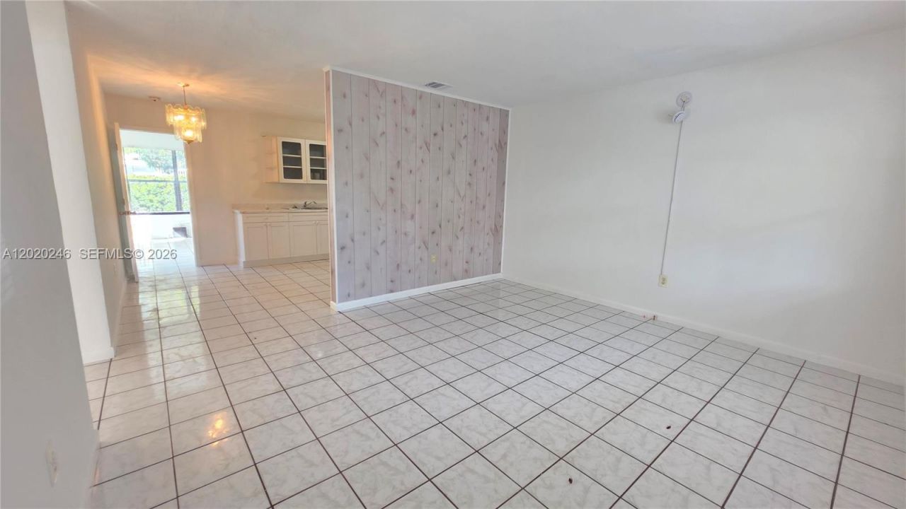 525 NE 132nd Ter , Unit 525 or 527, North Miami, FL 33161 Photo