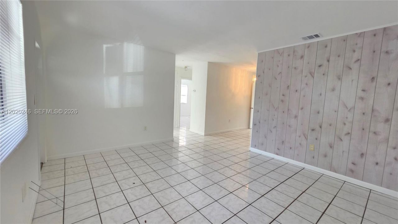 525 NE 132nd Ter , Unit 525 or 527, North Miami, FL 33161 Photo