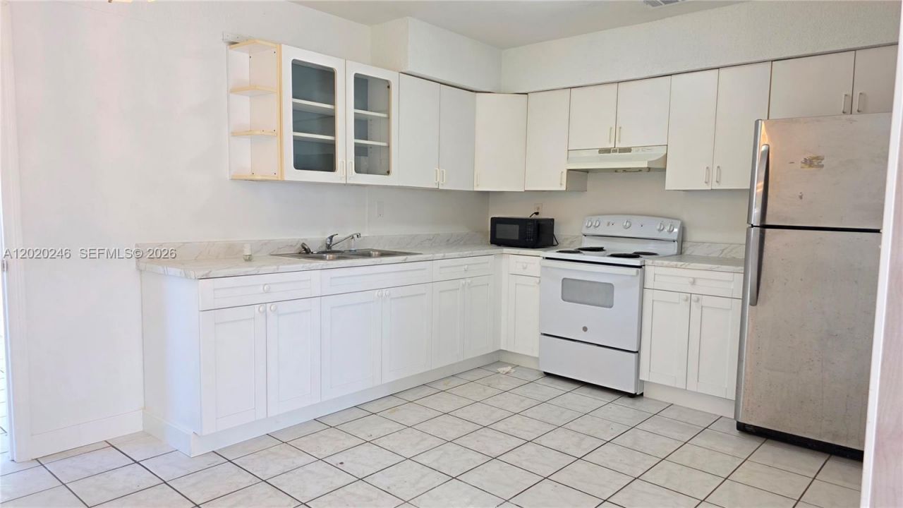 525 NE 132nd Ter , Unit 525 or 527, North Miami, FL 33161 Photo