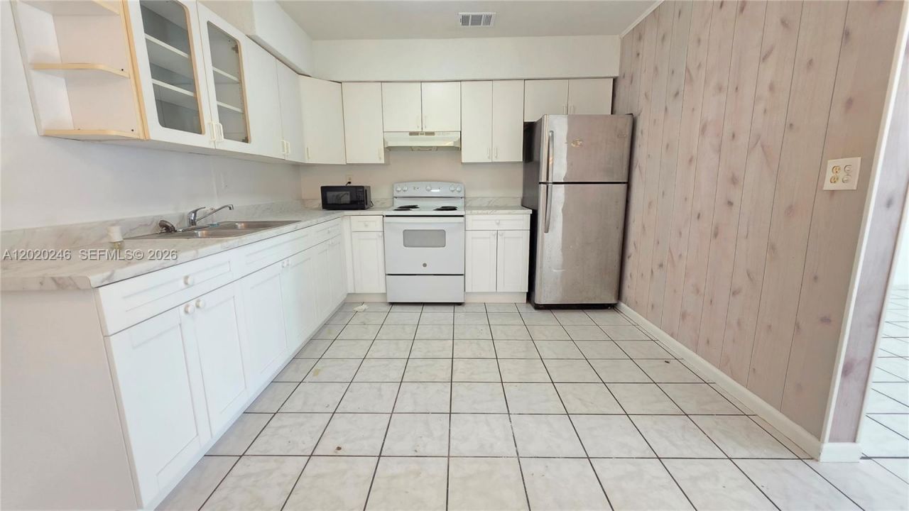 525 NE 132nd Ter , Unit 525 or 527, North Miami, FL 33161 Photo