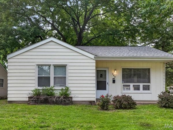 260 Brackleigh, Florissant, MO 63031
