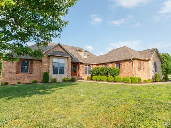 929 CASTLE ROCK AVE Avenue, Lebanon, MO 65536