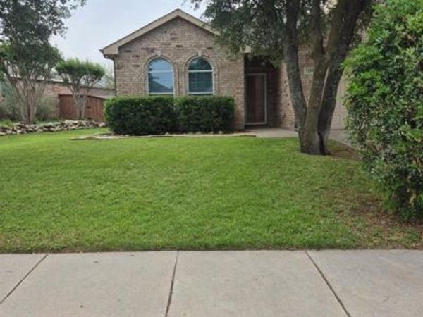 7205 Hogan Drive, Benbrook, TX 76126