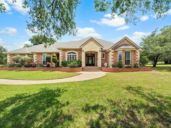 175 Winding Trail, Crawford, TX 76638