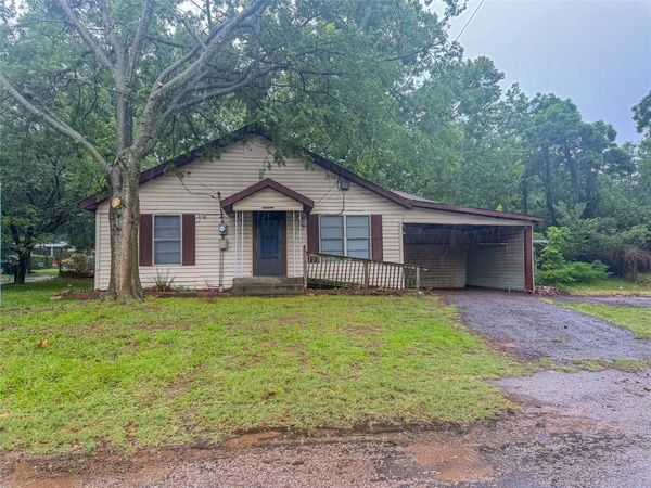 805 12th St. NE, Paris, TX 75460