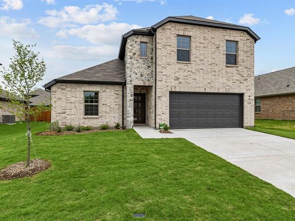 548 Stone Hollow Drive, Aubrey, TX 76227