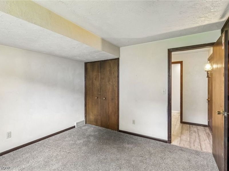 4100 Ivanhoe Drive, Lorain, OH 44053 Photo 17