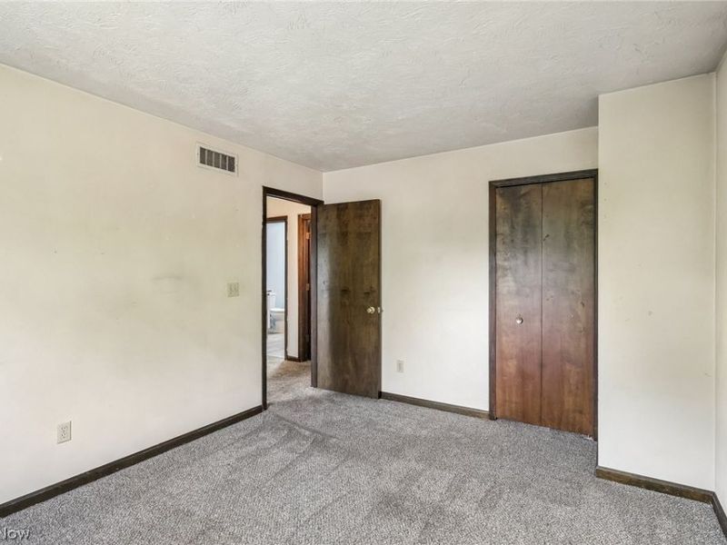 4100 Ivanhoe Drive, Lorain, OH 44053 Photo 29