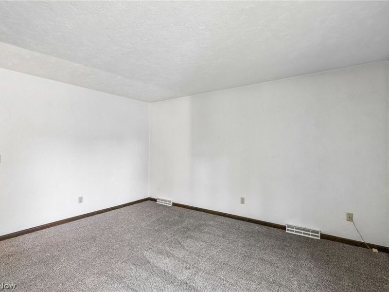4100 Ivanhoe Drive, Lorain, OH 44053 Photo 31