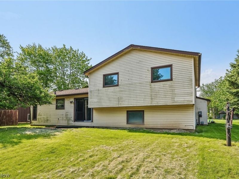 4100 Ivanhoe Drive, Lorain, OH 44053 Photo 36