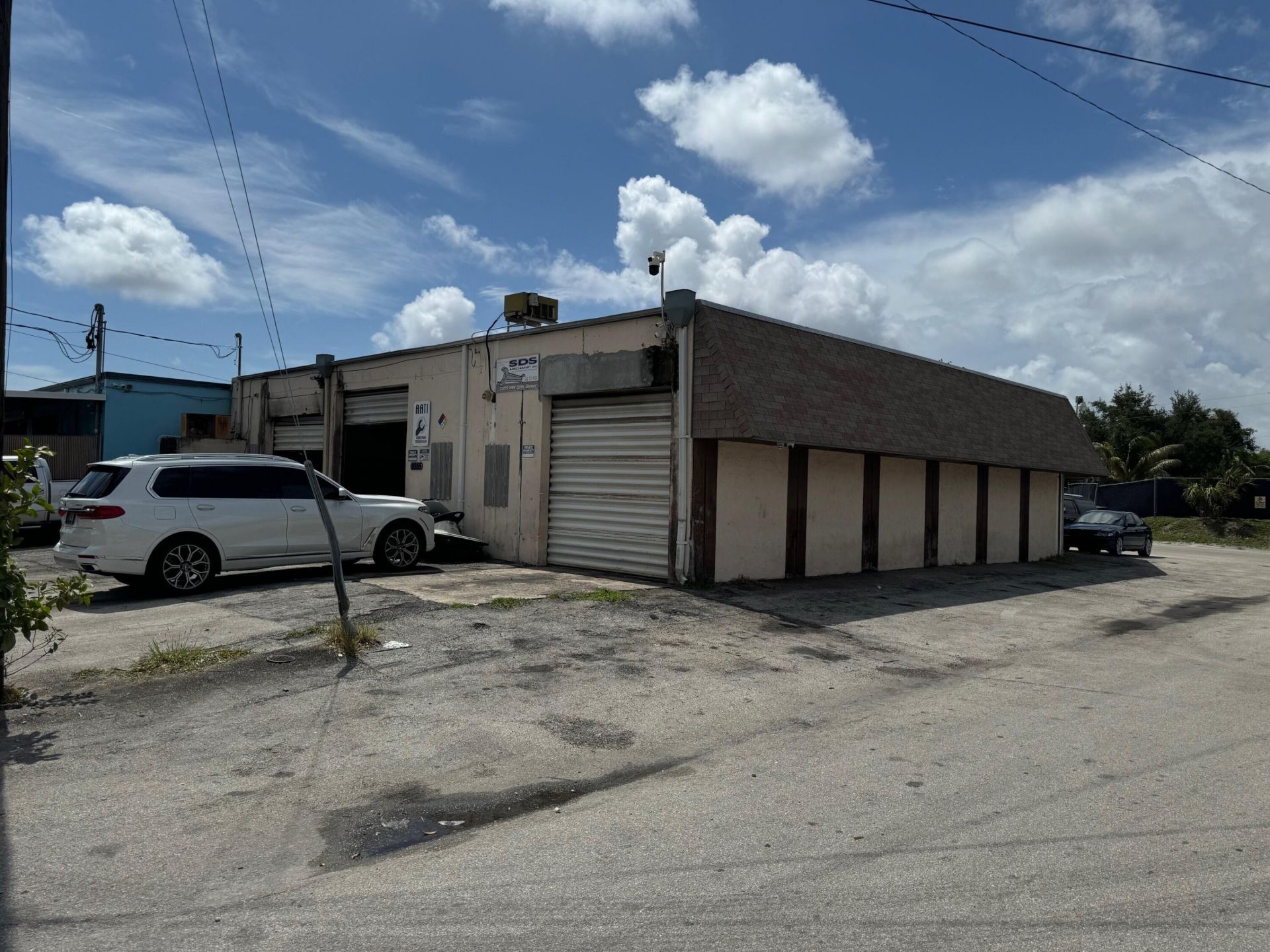 2355 NW 30th Street, Oakland Park, FL 00000 Photo