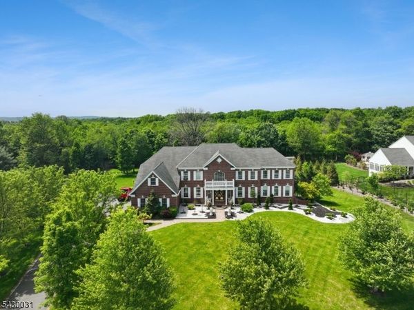 23 Balmoral Dr, Alexandria, NJ 08867