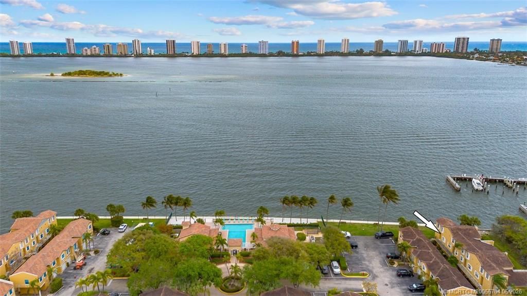 1060 Lake Shore Drive, Unit 201, West Palm Beach, FL 33403 Photo