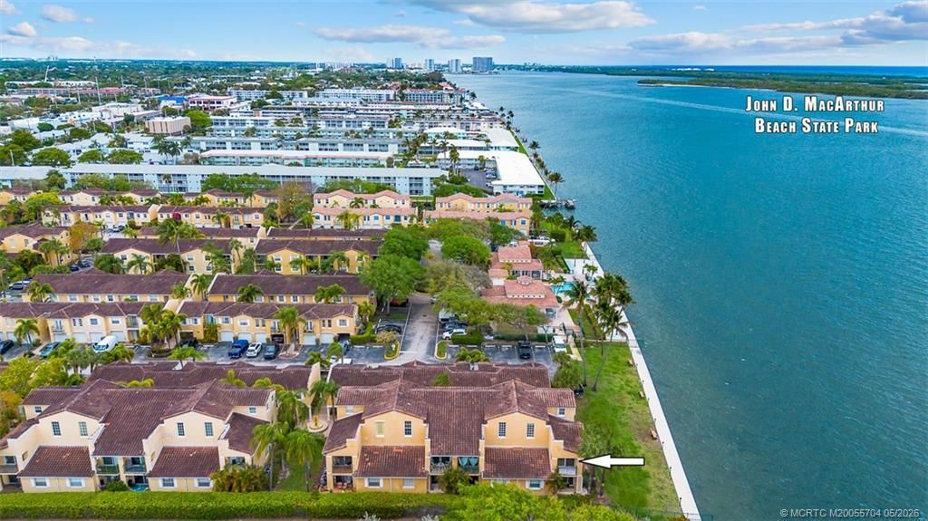 1060 Lake Shore Drive, Unit 201, West Palm Beach, FL 33403 Photo