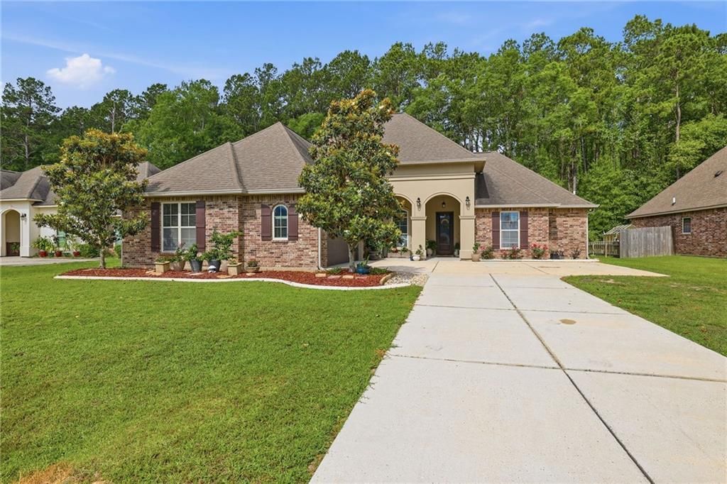 43325 QUIET LAKE Drive, Hammond, LA 70403