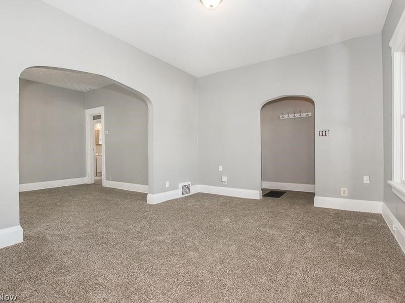 10601 Linnet Avenue, Cleveland, OH 44111 Photo 21