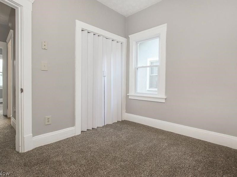 10601 Linnet Avenue, Cleveland, OH 44111 Photo 25