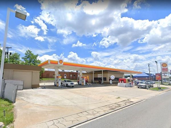 98 Willow Ave., Cookeville, TN 38501