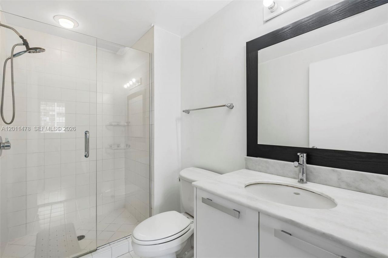 601 NE 36th St, Unit 1103, Miami, FL 33137 Photo