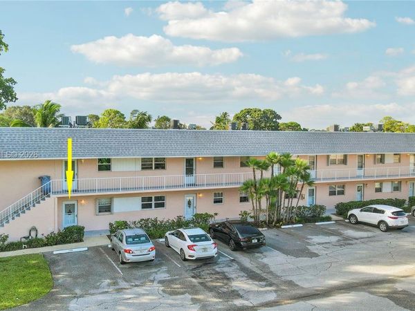 18081 SE Country Club Dr , Unit 13-121, Jupiter, FL 33469