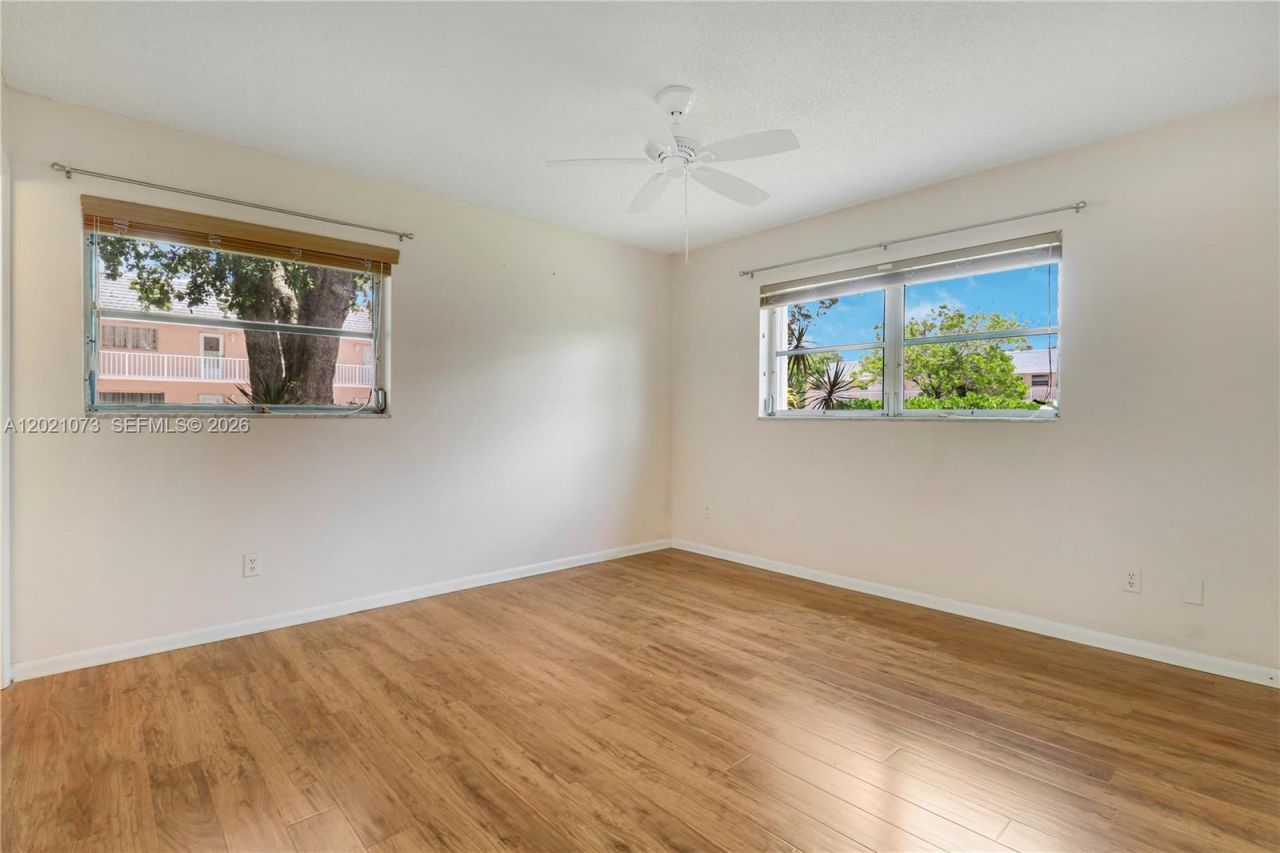 18081 SE Country Club Dr , Unit 13-121, Jupiter, FL 33469 Photo