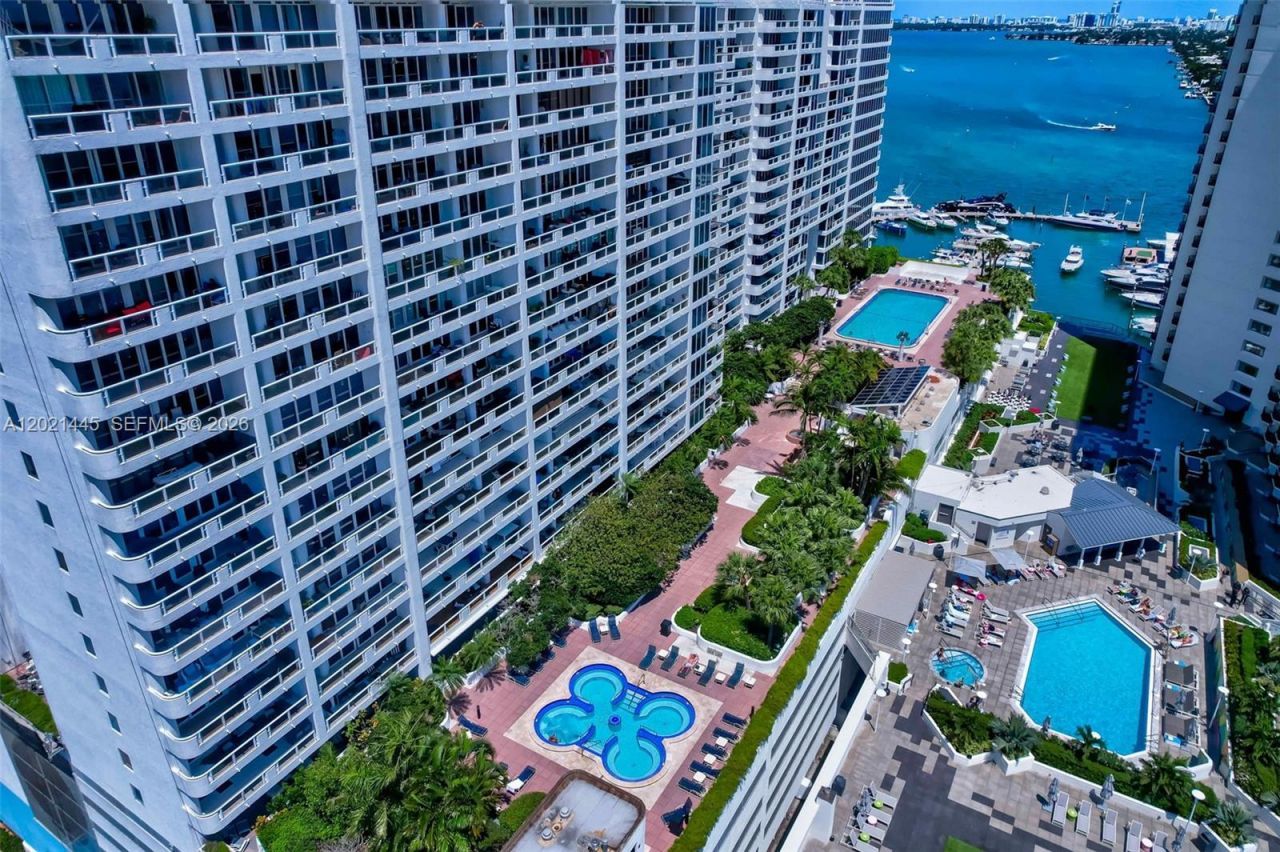 1717 N Bayshore Dr, Unit A-1437, Miami, FL 33132 Photo