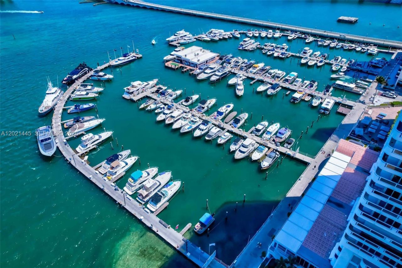 1717 N Bayshore Dr, Unit A-1437, Miami, FL 33132 Photo