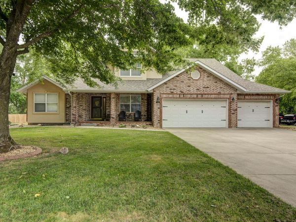 295 Oak Tree Lane , Ozark, MO 65721