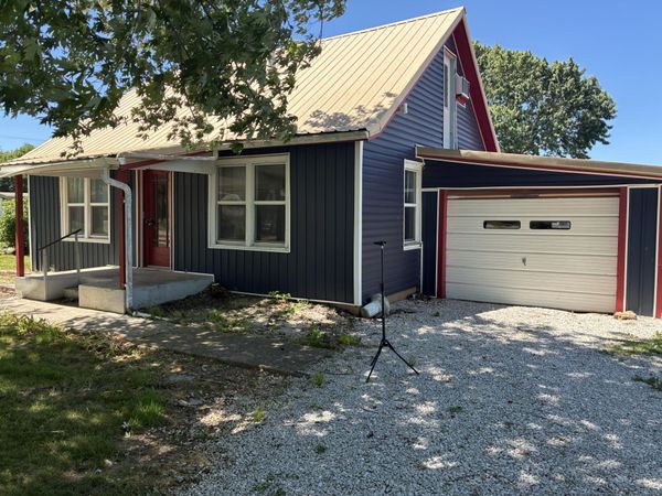 111 Galyan Street, Stockton, MO 65785