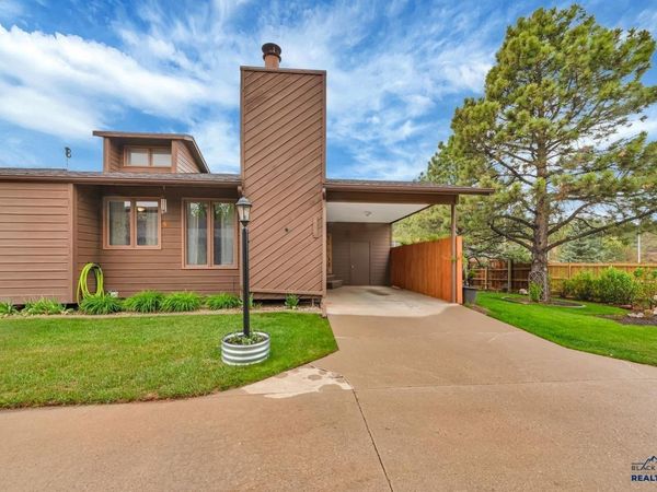 4819 STONEY BROOK CT, Rapid City, SD 57702