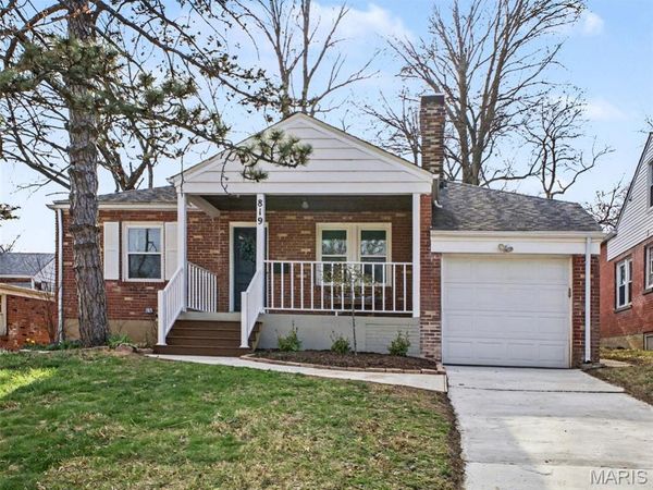 819 Blossom Lane , Rock Hill, MO 63119