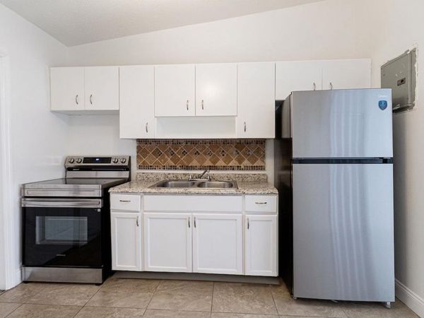 630 NW 15th Terrace, Unit 1-2, Fort Lauderdale, FL 33311