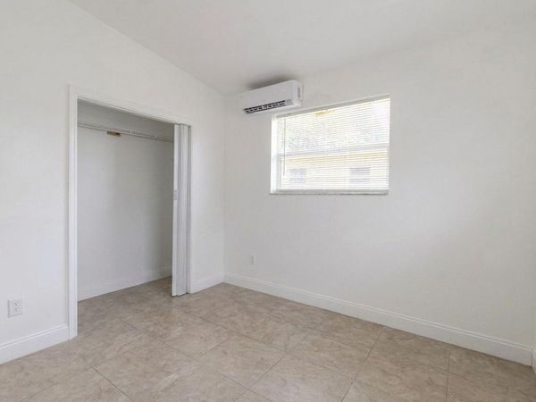 630 NW 15th Terrace, Unit 1-2, Fort Lauderdale, FL 33311