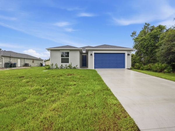 1835 Wheeling Avenue, North Port, FL 34288