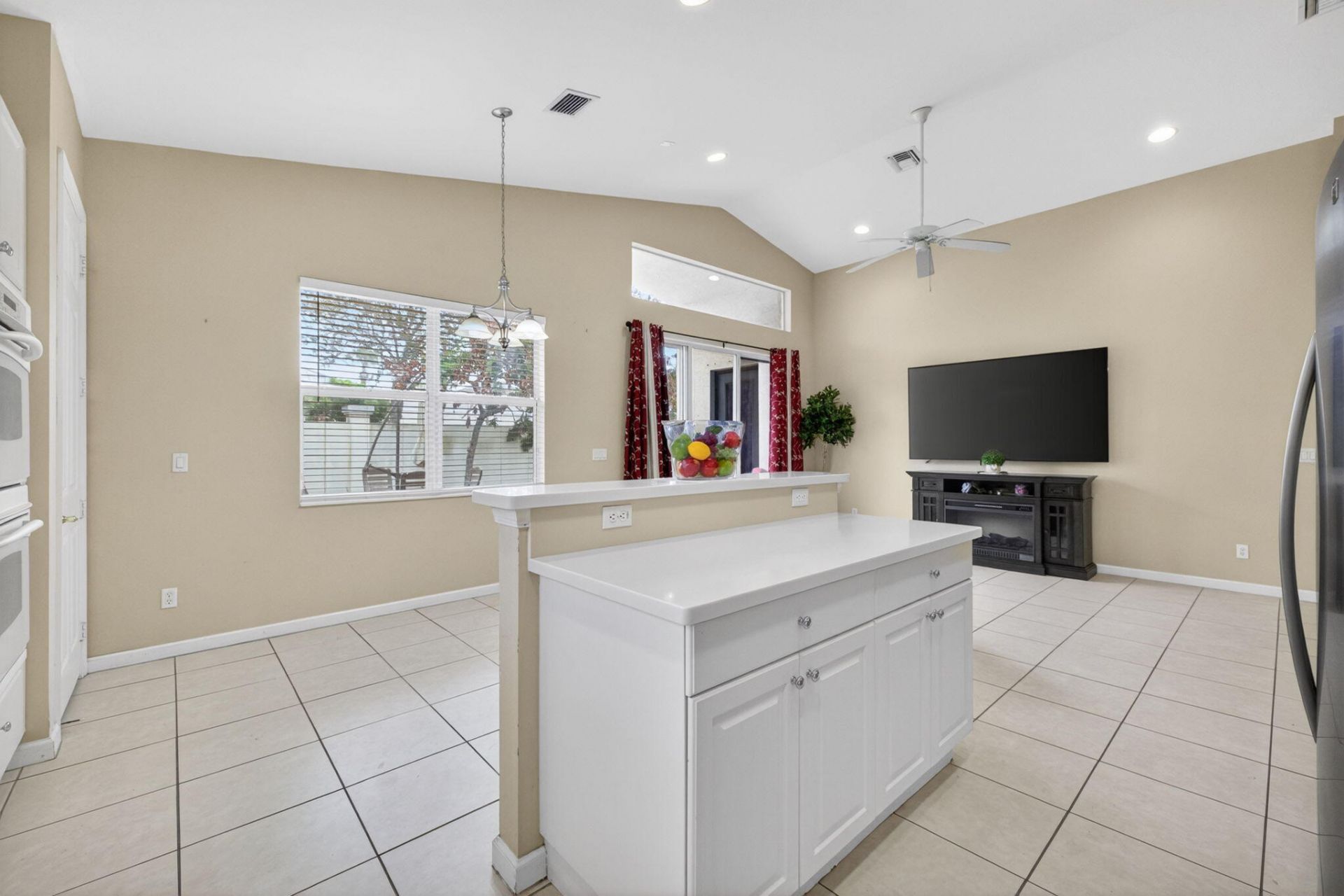 1708 SW Jamesport Drive, Port Saint Lucie, FL 34953 Photo