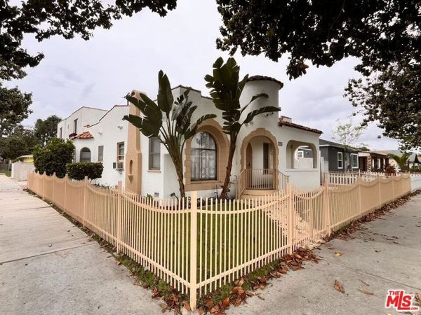 496 E 52nd Street, Long Beach, CA 90805