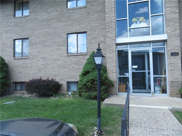 101 Piper Lane , Unit 101, Butler, PA 16001