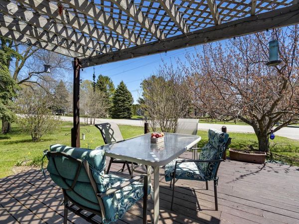 5910 Cummings S, Suttons Bay, MI 49682