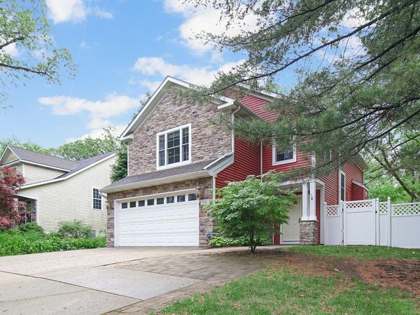 51 Lakeview Drive , Valparaiso, IN 46383