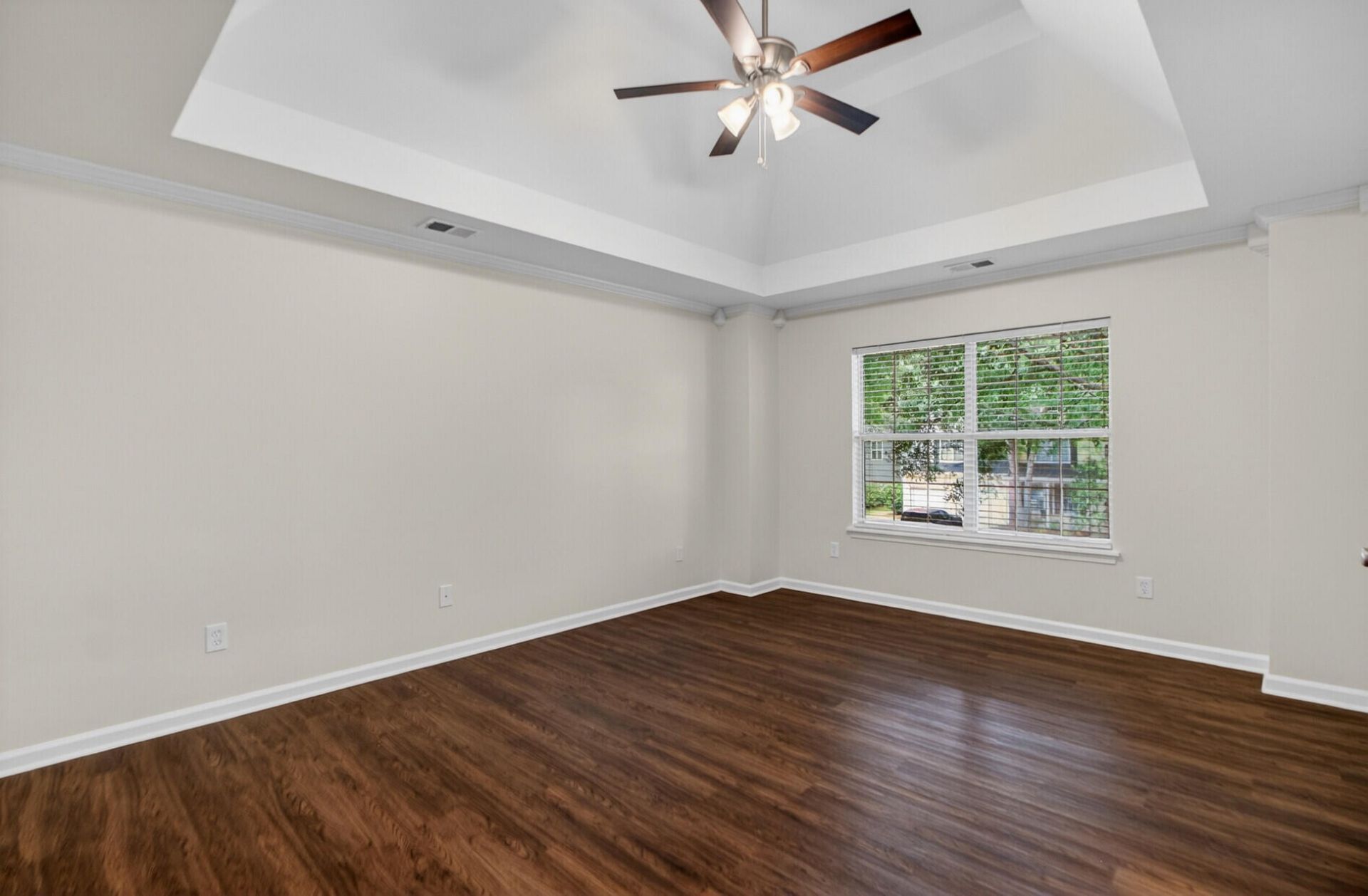 2738 Seastrand Lane Photo 20