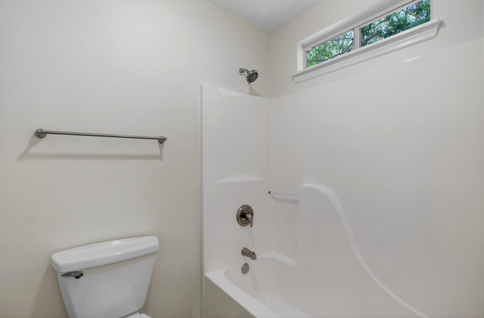 2738 Seastrand Lane Photo 27