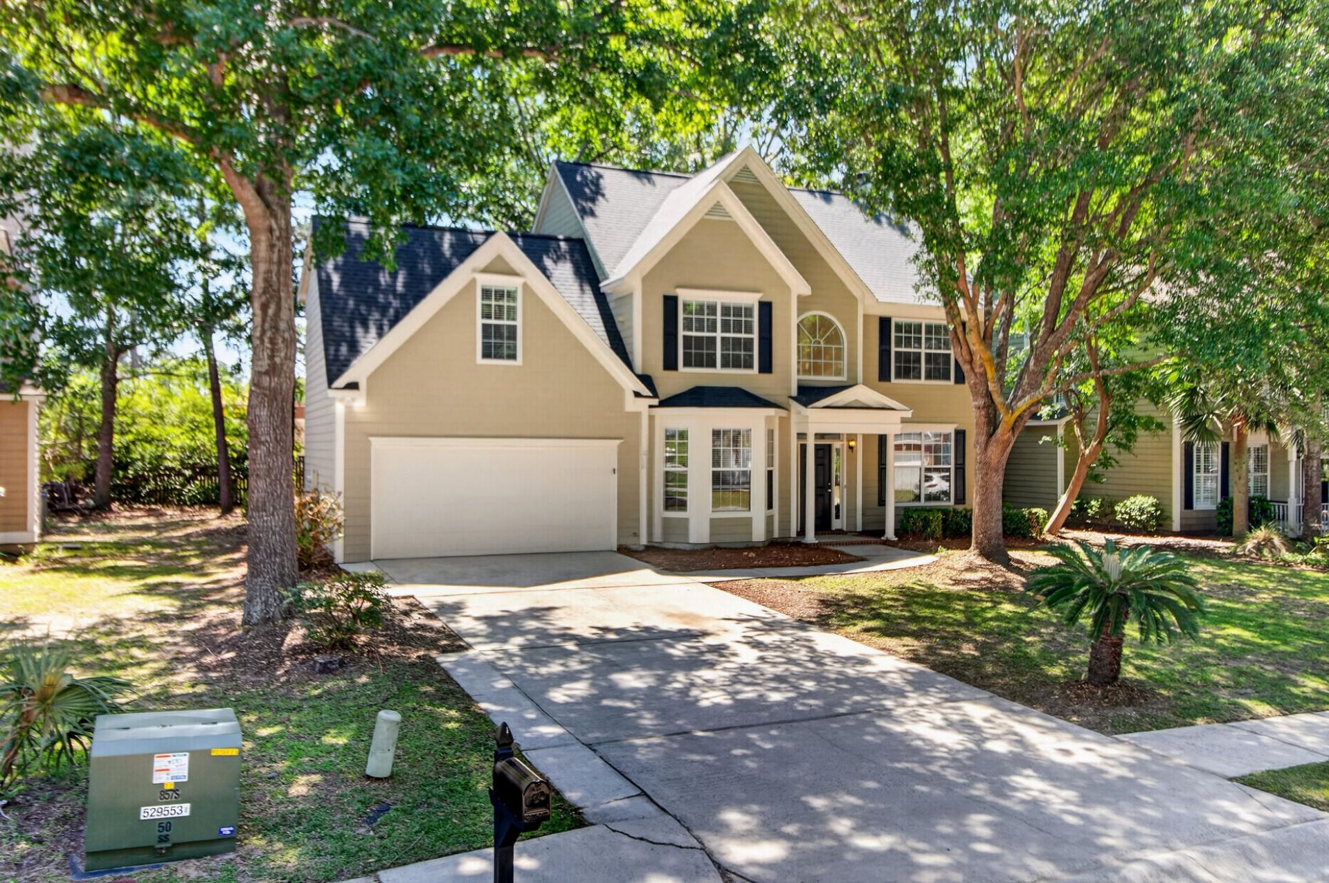 2738 Seastrand Lane Photo 36