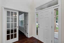 2738 Seastrand Lane photo 4