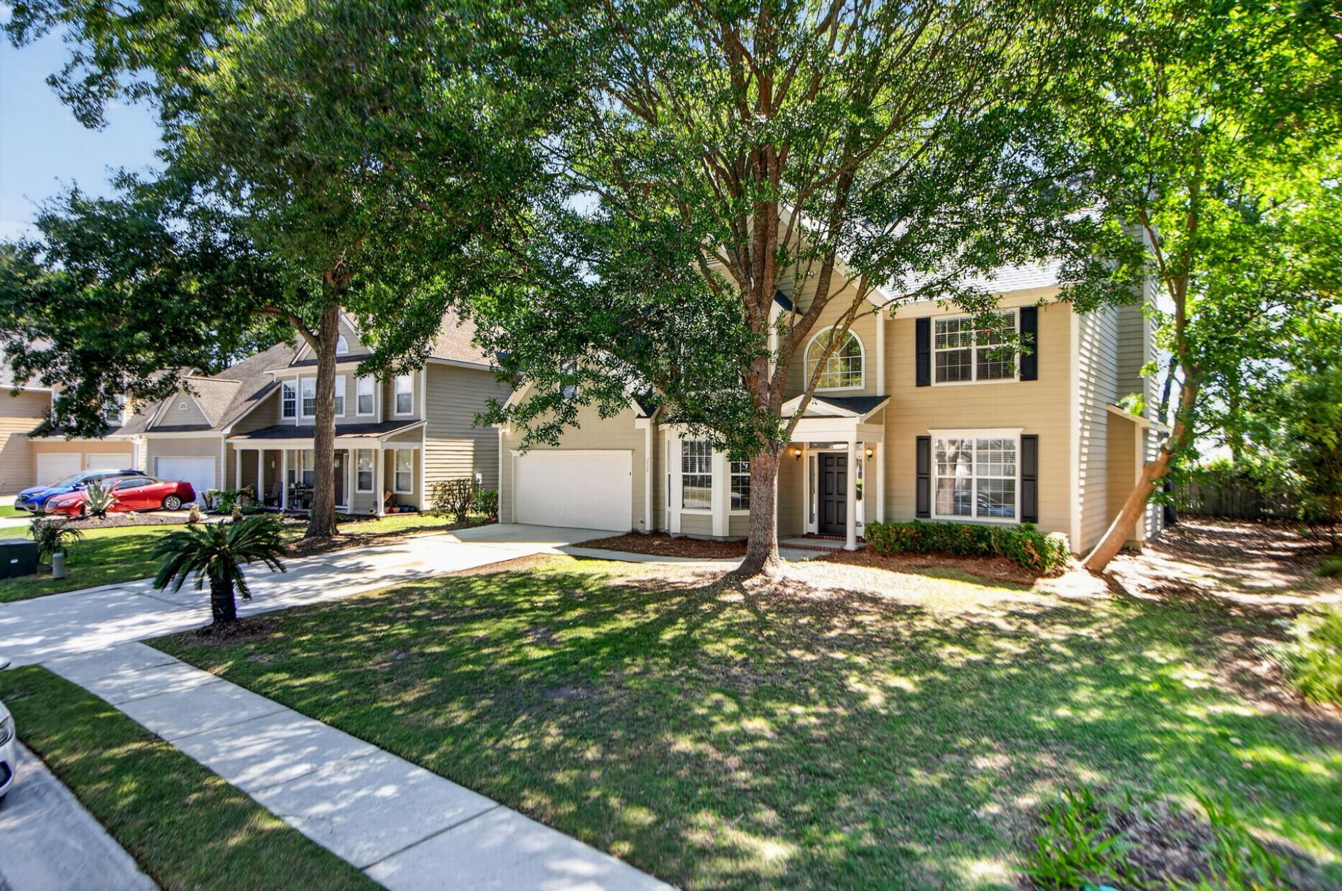2738 Seastrand Lane Photo 7