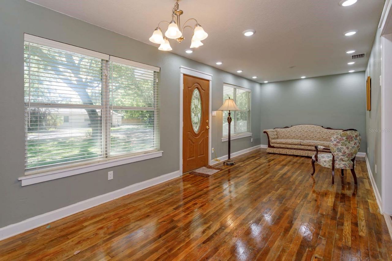 2820 Magnolia Avenue , Sanford, FL 32773 Photo
