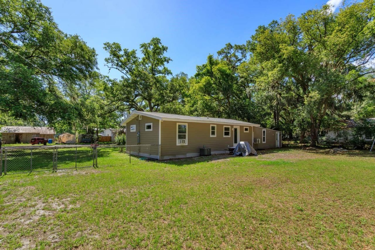 2820 Magnolia Avenue , Sanford, FL 32773 Photo