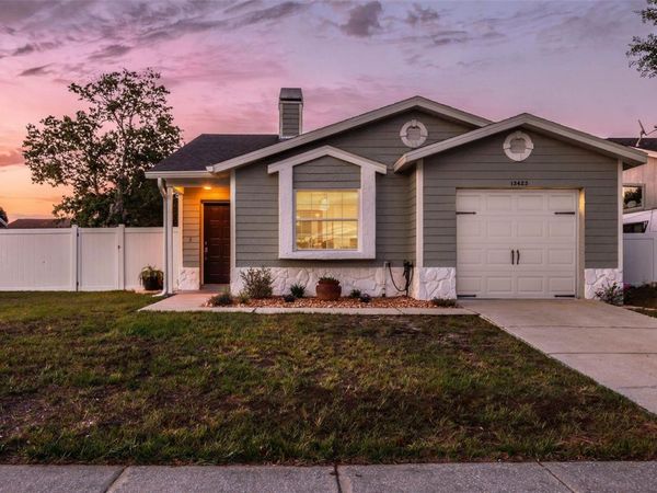 13423 LARAWAY DRIVE , RIVERVIEW, FL 33579