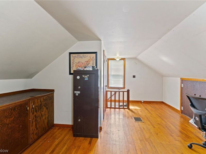 1521 W Park Avenue, Niles, OH 44446 Photo 16